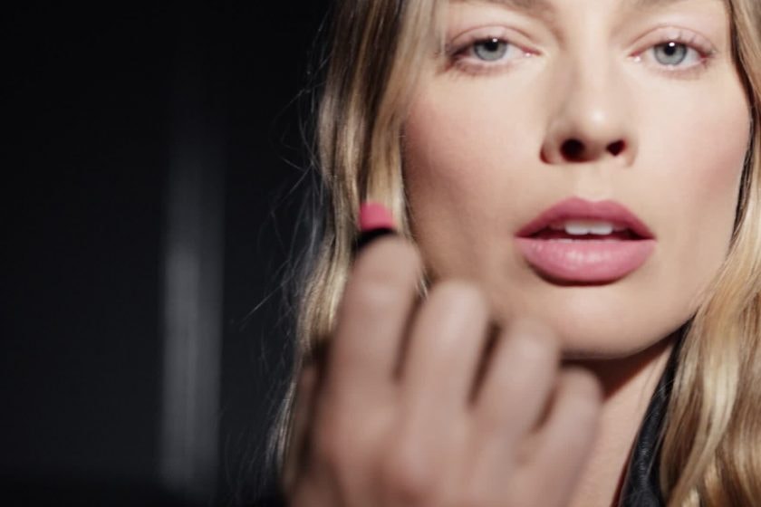 CHANEL Beauty rouge allure velvet margot robbie Nuit Blanche Unboxing swatch