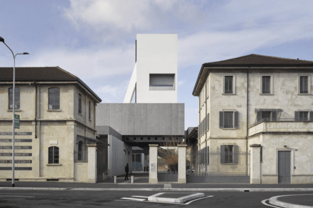 fondazioneprada-milanart-pradaartfoundation-contemporaryartmilan-artandfashion-visitmilan-milanculturalspot-artexhibition-modernarchitecture-artisticmilan-culturalheritage-milaneseart-prad