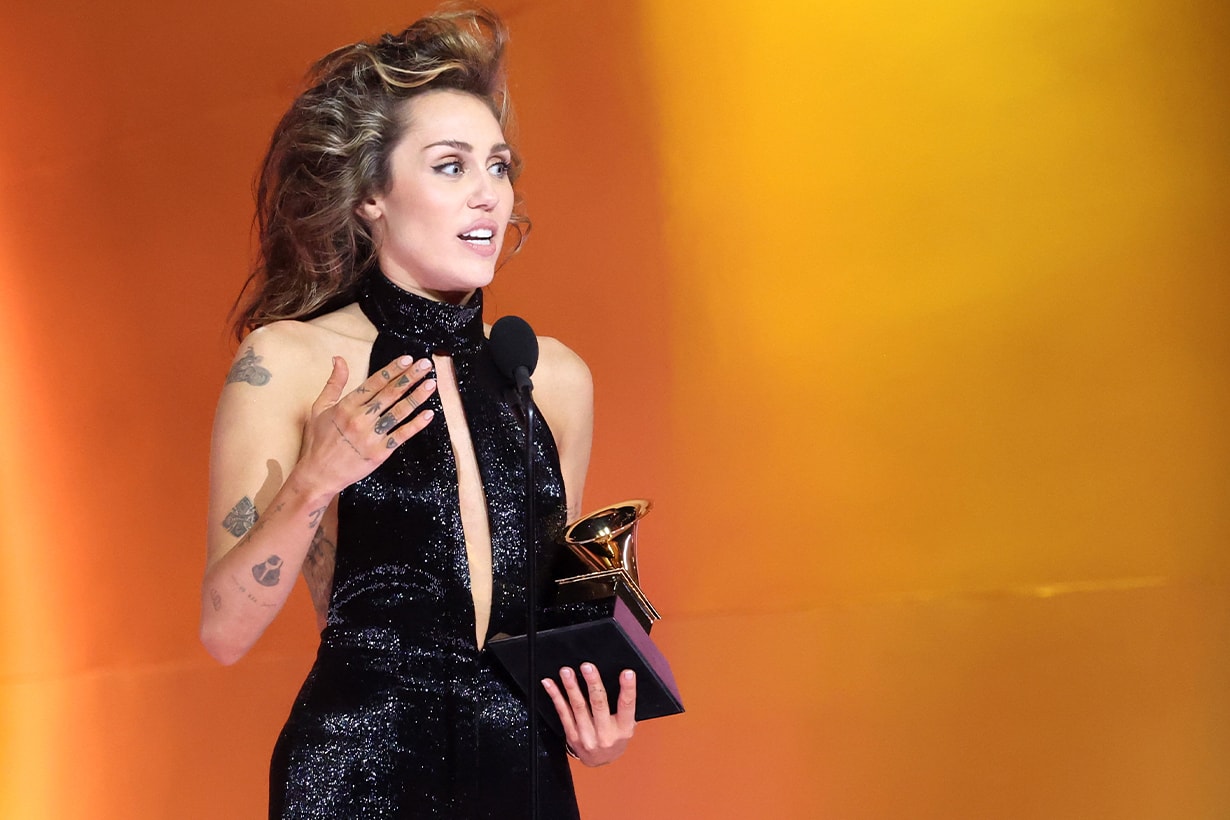 miley cyrus grammy 2024 mariah carey behind the scene flowers