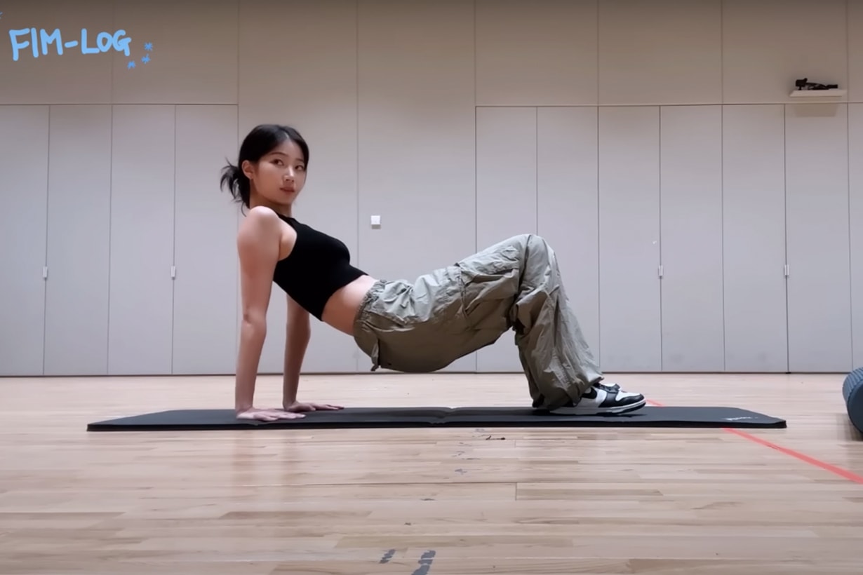 le sserafim kazuha home exercise abdominal muscle abs work out