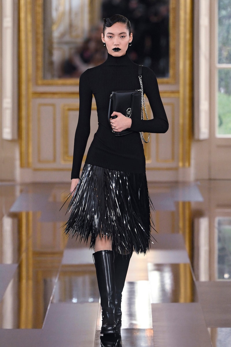 Valentino Pierpaolo Piccioli 2024 fw black paris fashion week