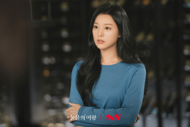 tearsofthequeen-koreandramaquotes-dramalinestoremember-kimsoohyun-kimjiwon-heartfeltquotes-marriagewisdom-loveandlife-dramaticinsights-relationshipgoals-emotionaljourney-lifelessonsfromdram