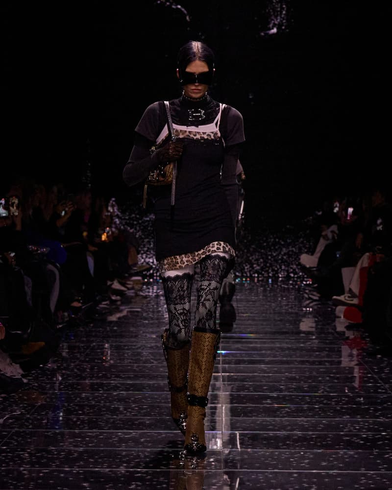 balenciaga-demnagvasalia-fashionweek-sustainablefashion-consumerism-luxuryfashion-creativeluxury-fashioninnovation-anticonsumerism-fashionactivism-ecofashion-overconsumption-thinkbeforeyou