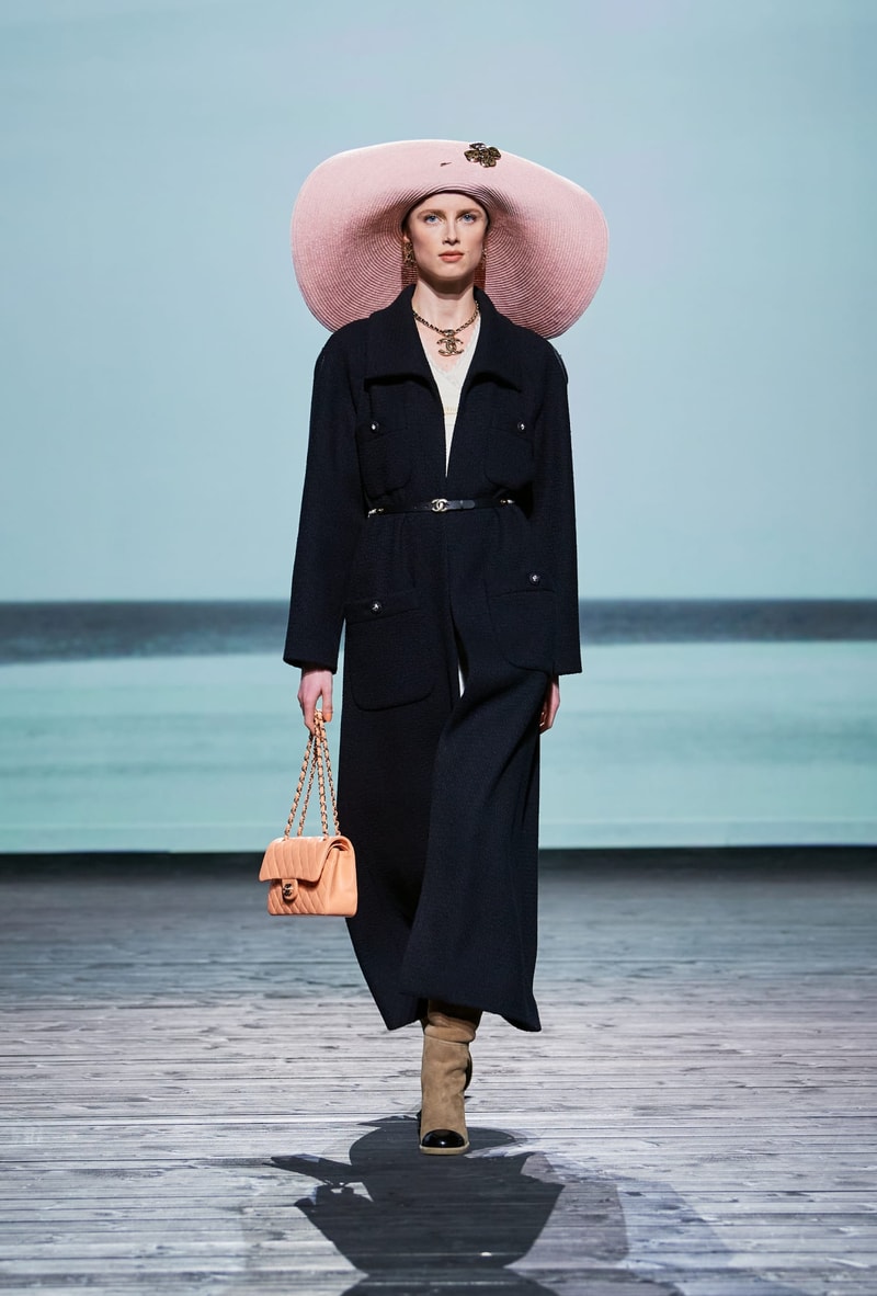CHANEL 2024 FW Fashion show runway