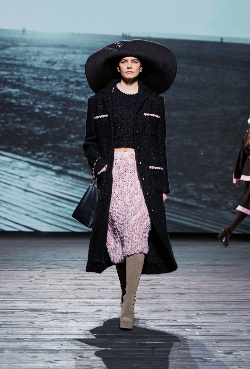 CHANEL 2024 FW Fashion show runway