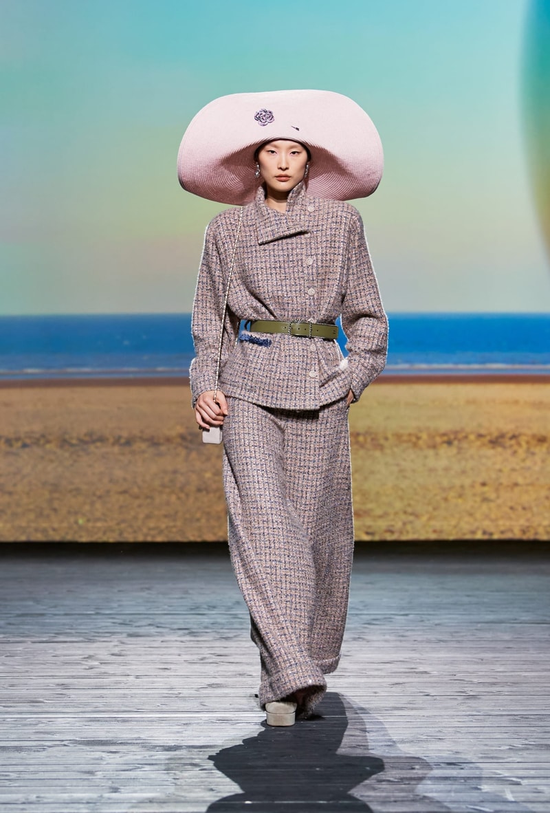 CHANEL 2024 FW Fashion show runway