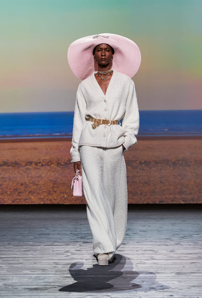 CHANEL 2024 FW Fashion show runway