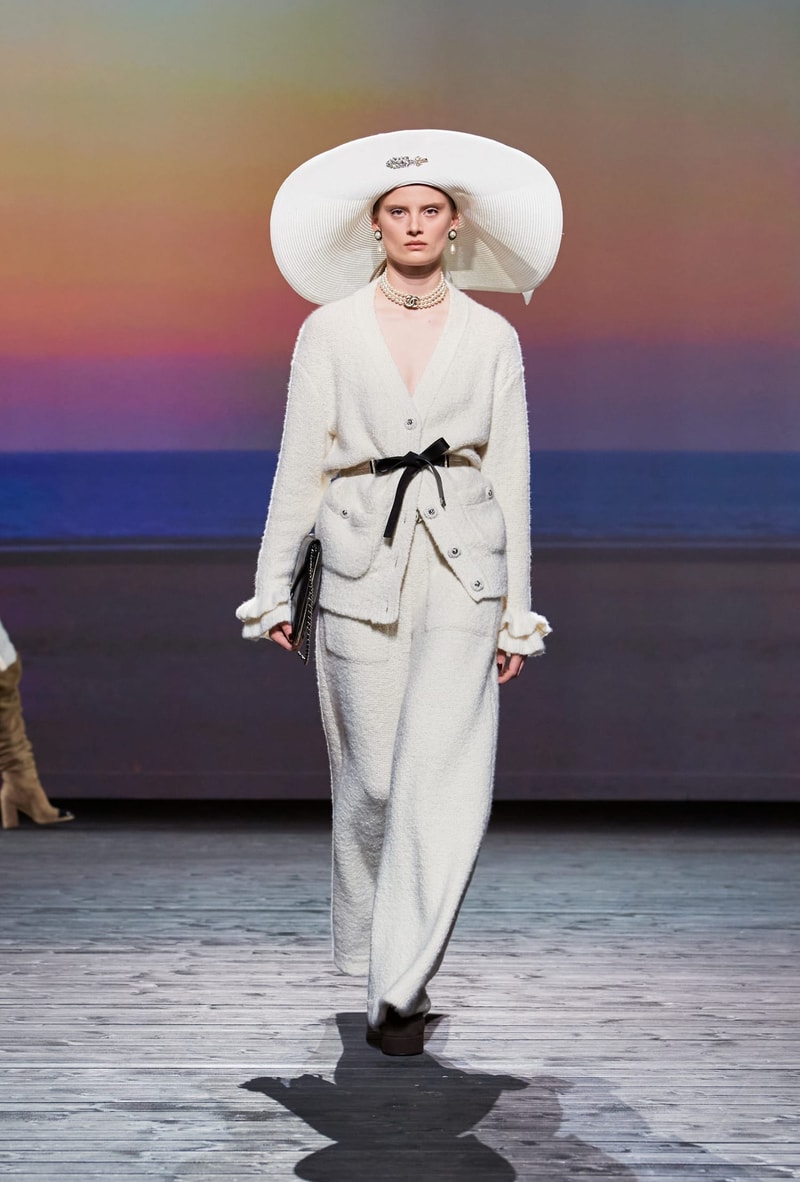 CHANEL 2024 FW Fashion show runway