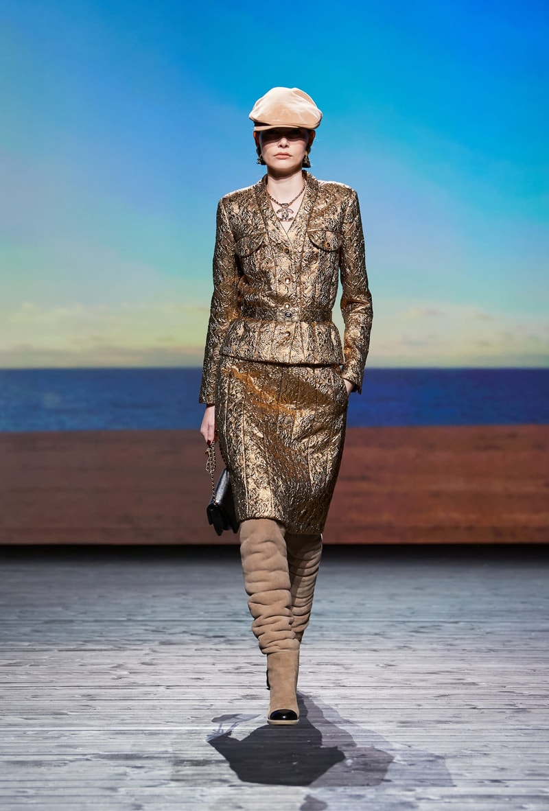 CHANEL 2024 FW Fashion show runway