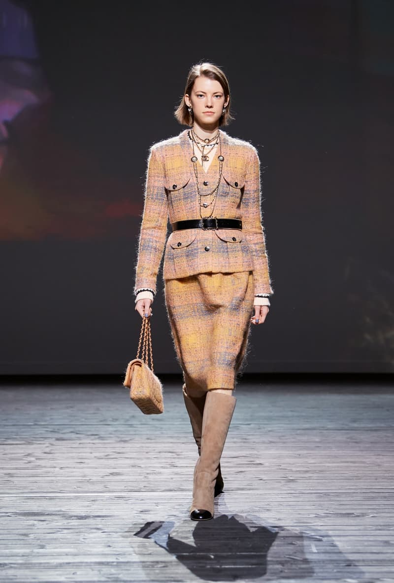 CHANEL 2024 FW Fashion show runway