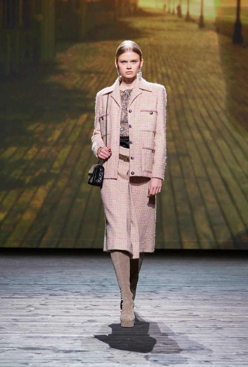 CHANEL 2024 FW Fashion show runway