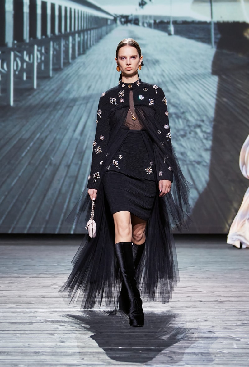 CHANEL 2024 FW Fashion show runway