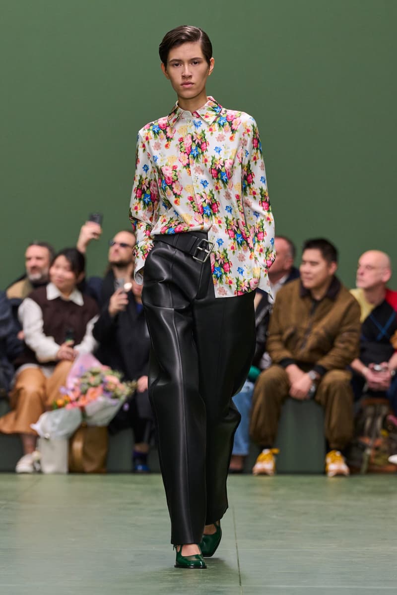 看秀學穿搭技巧,5 套 LOEWE 2024 秋冬必學穿搭 ,帶你將藝術與時尚元素同時融入日常生活!