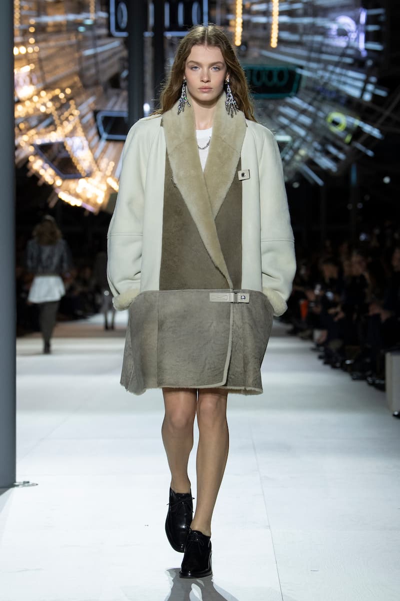 Louis vuitton Nicolas Ghesquière 10th anniversary show paris highlight