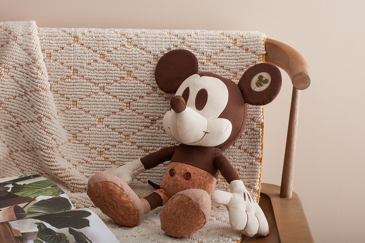 HOLA x Disney Mickey Mouse plush doll 2024 earth day release