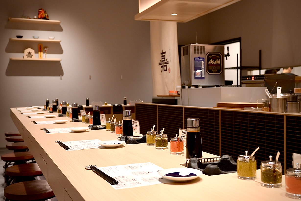 Melihatnya saja sudah membuat Anda lapar: Gadis Jepang juga menyimpannya dalam koleksi 17 Jepang Hamburg Yoshi Taiwan baru membuka Global Mall Zhonghe