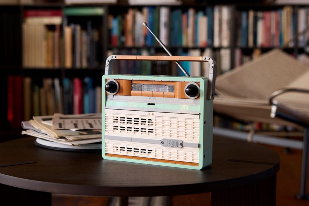 LEGO Icons Retro Radio no 10334 906 pieces info