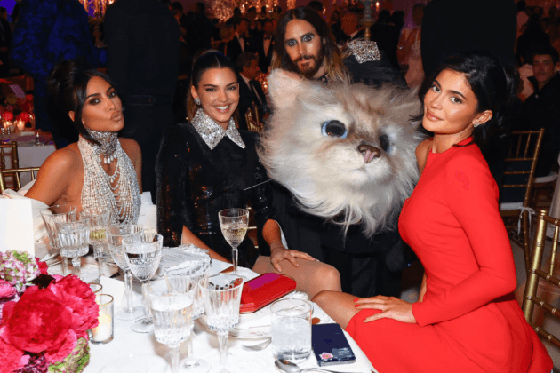metgala2024-fashiongala-thegardenoftime-celebrityfashion-redcarpetlooks-coutureshowcase-fashionartistry-timelesselegance-hautecouture-iconicstyles-fashionrevolution-luxuryfashion-fashionmoments-stylei