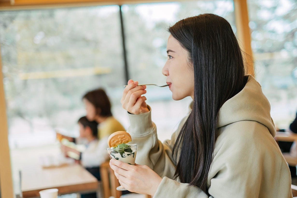 Daftar makanan ringan yang wajib dibeli dan wajib disantap di Jepang tahun 2024 1 Makanan ringan Jepang 7-eleven keripik toko Sandwich Cookies
