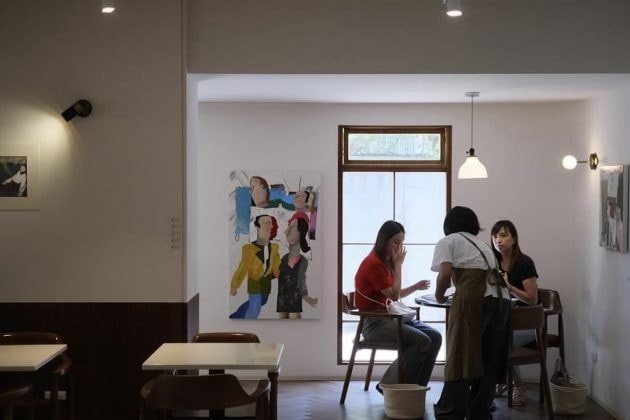 corner Daan District Brunch: Brunch, beberapa karya seni 1 Makan siang, beberapa karya seni, dan keseluruhan kehidupan yang menyenangkan semuanya ada di sini, di sudut ini!