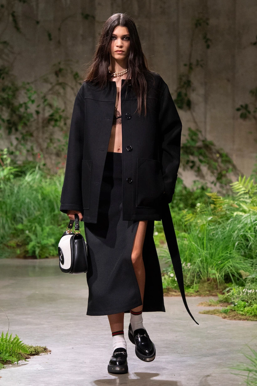 Gucci Cruise 25 Londra runway show full looks sabato highlight