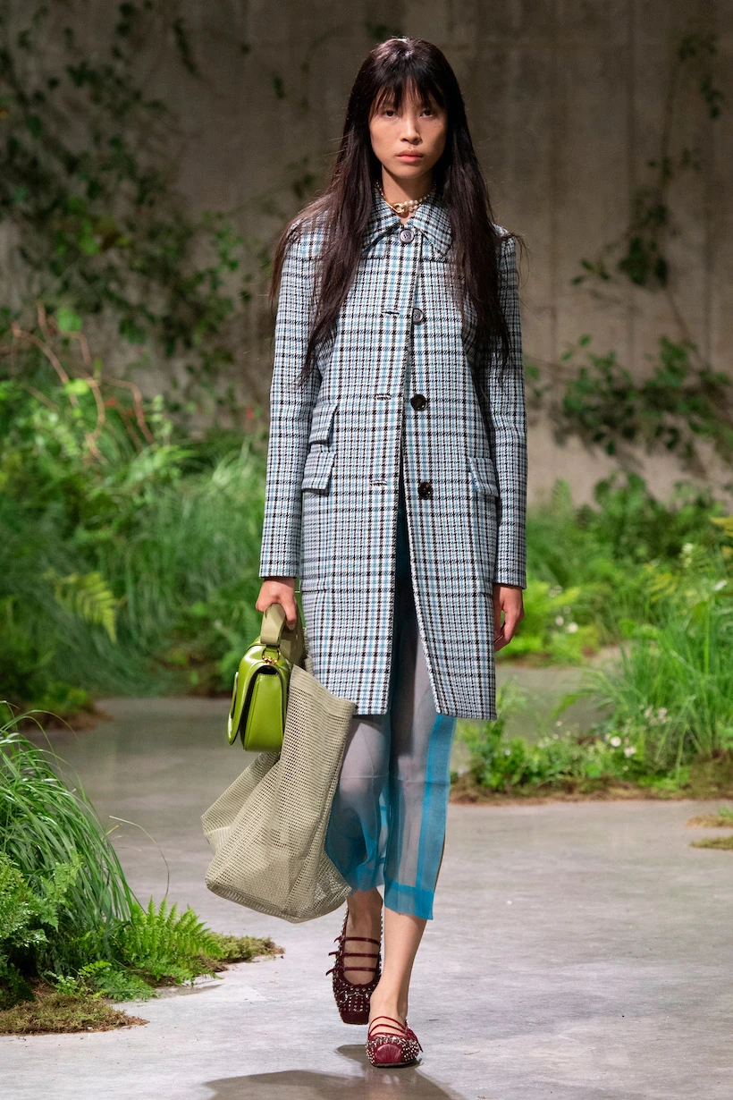 Gucci Cruise 25 Londra runway show full looks sabato highlight