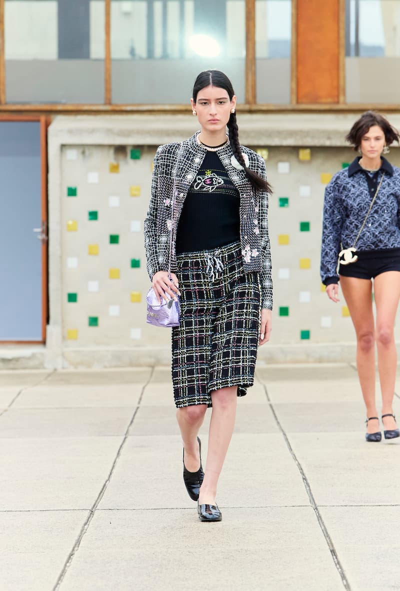 chanel 2024 25 cruise show Cité radieuse looks every details