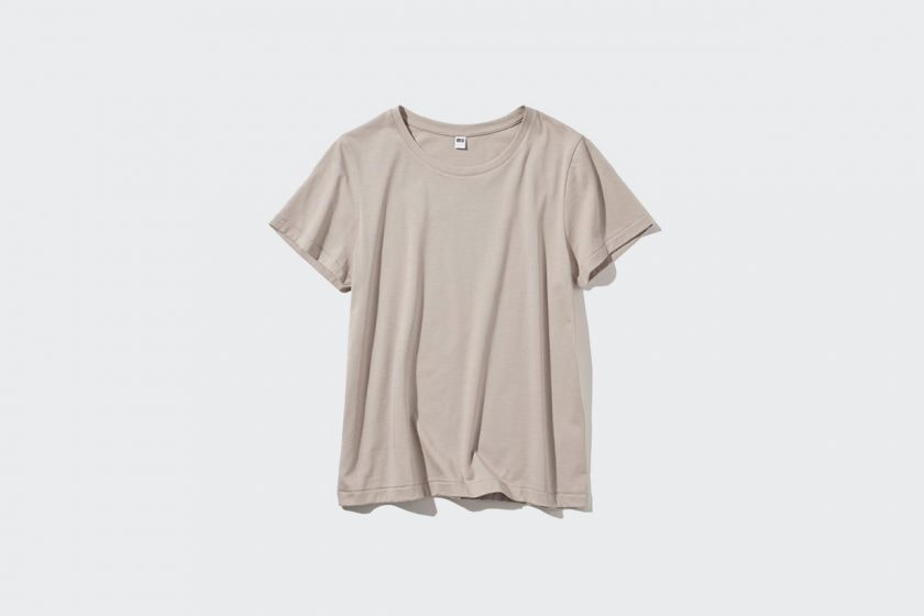 Uniqlo white t-shirt difference women how to pick compared summer