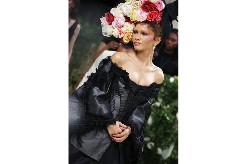 zendaya met gala 2024 red carpet john galliano dior margiela givenchy