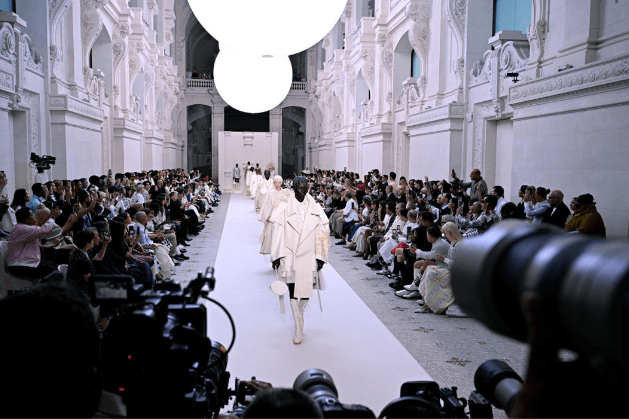 thom-browne-haute-couture-muslin-sculptural-art-2024-paris-olympics-2024-olympics-musee-des-arts-decoratifs