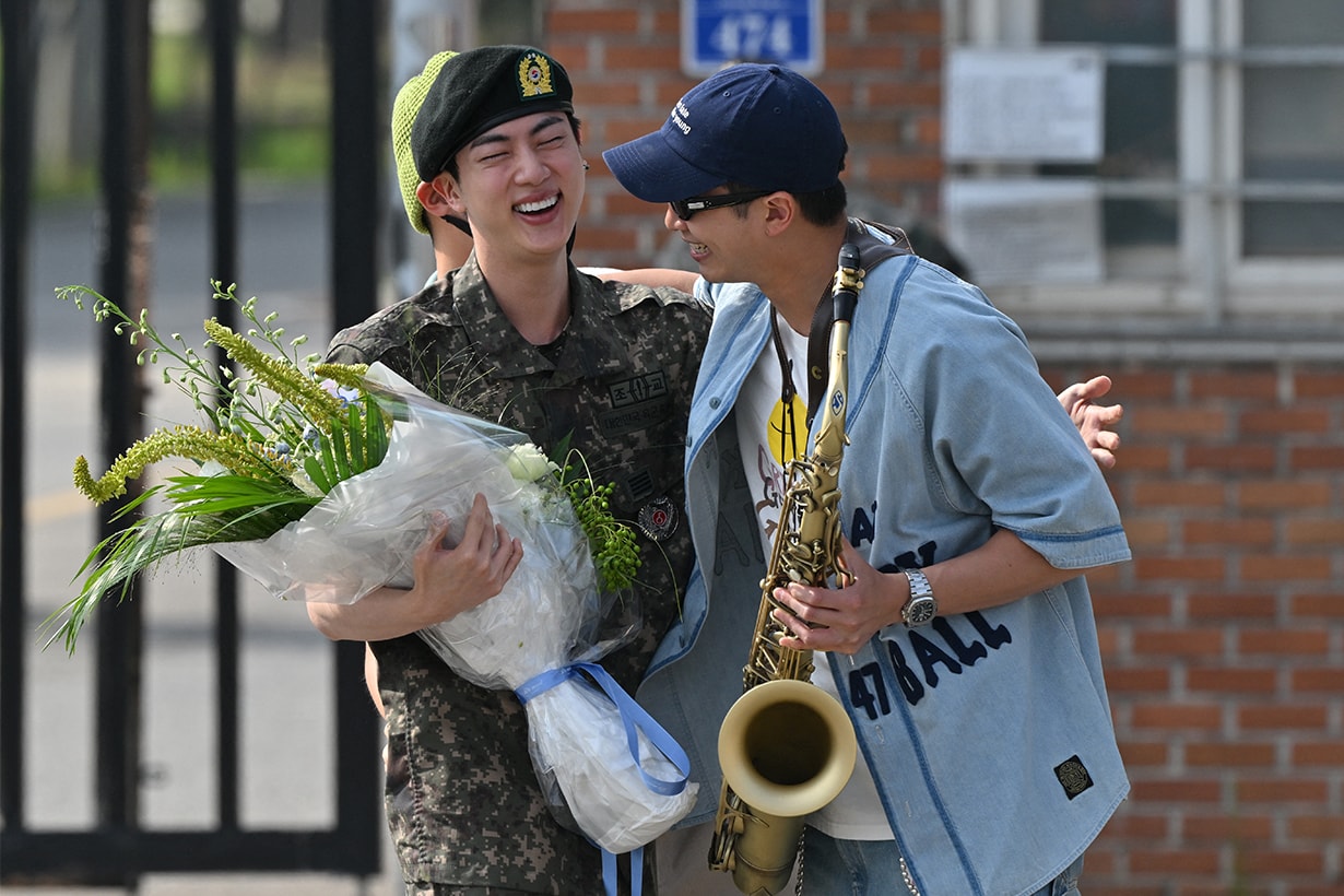 ARMY scream ! BTS JIN has finished his army duty and join 11th anniversary