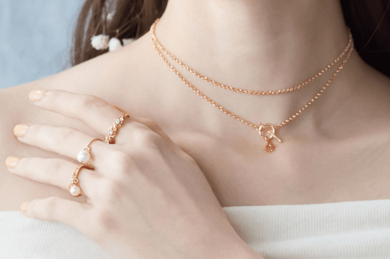 Popbee Circle 會員福利：誕生花企劃最終章，免費送你 LOVE BY THE MOON 6月玫瑰系列首飾