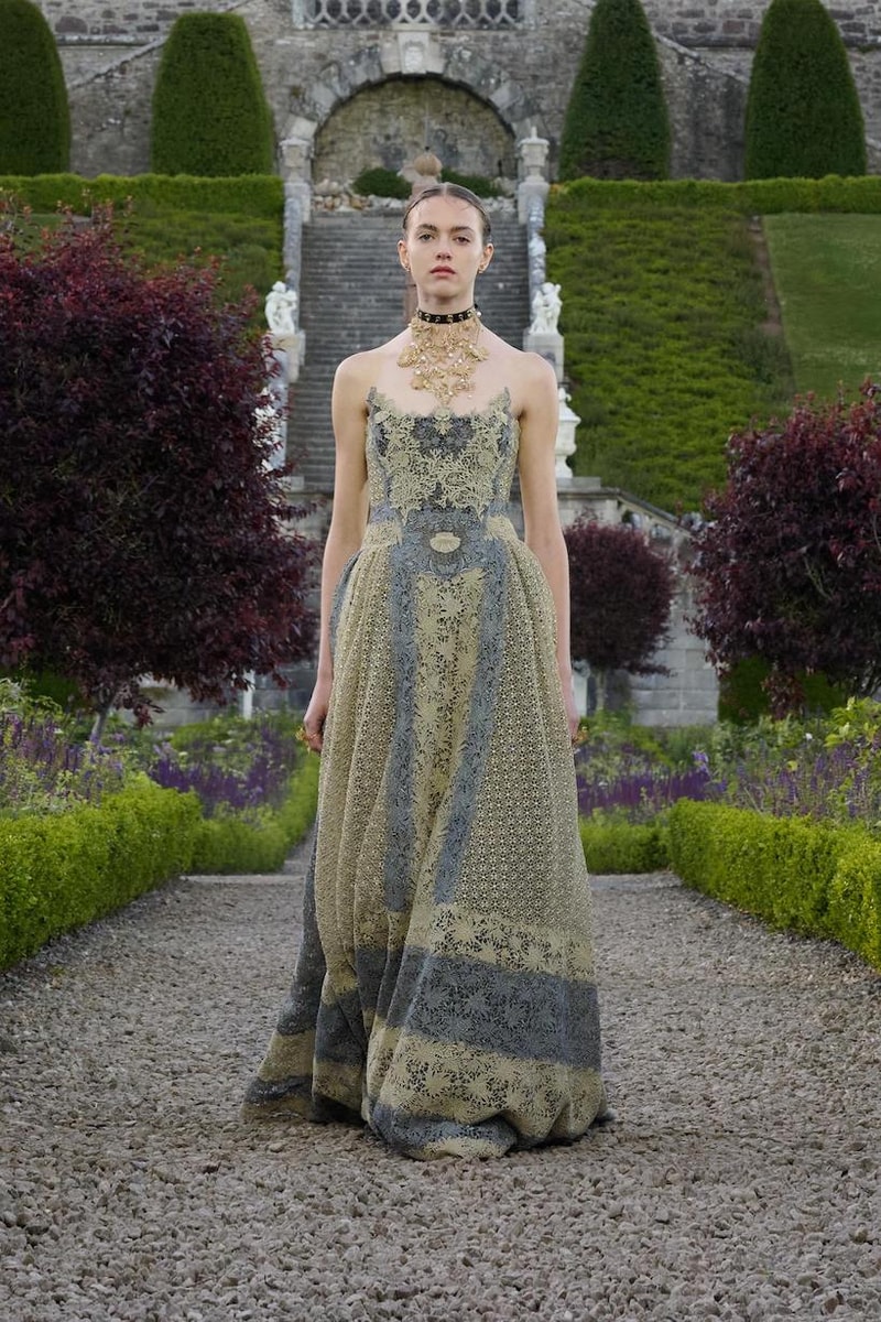 dior 2025 cruise spring show runway looks