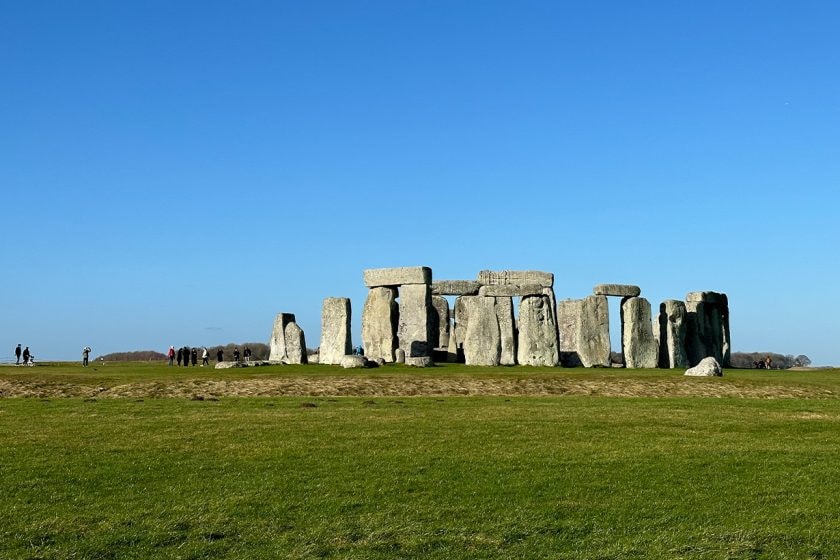 Stonehenge just stop oil orange powder protest now