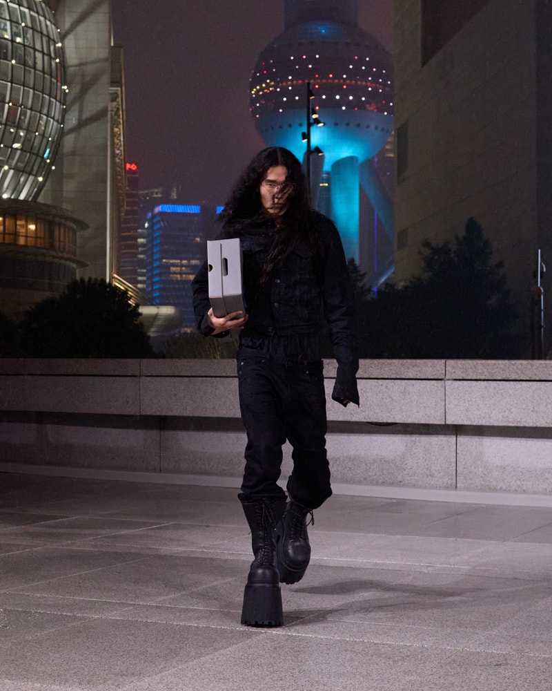 Balenciaga Spring 25 2025春季系列 上海 時裝展 聯乘系列 支付寶 Under Armour PP Krit  Demna