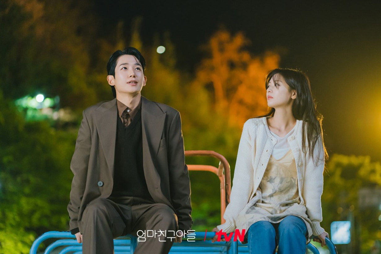 Netflix love next door Jung So Min Jung Hae In k-drama