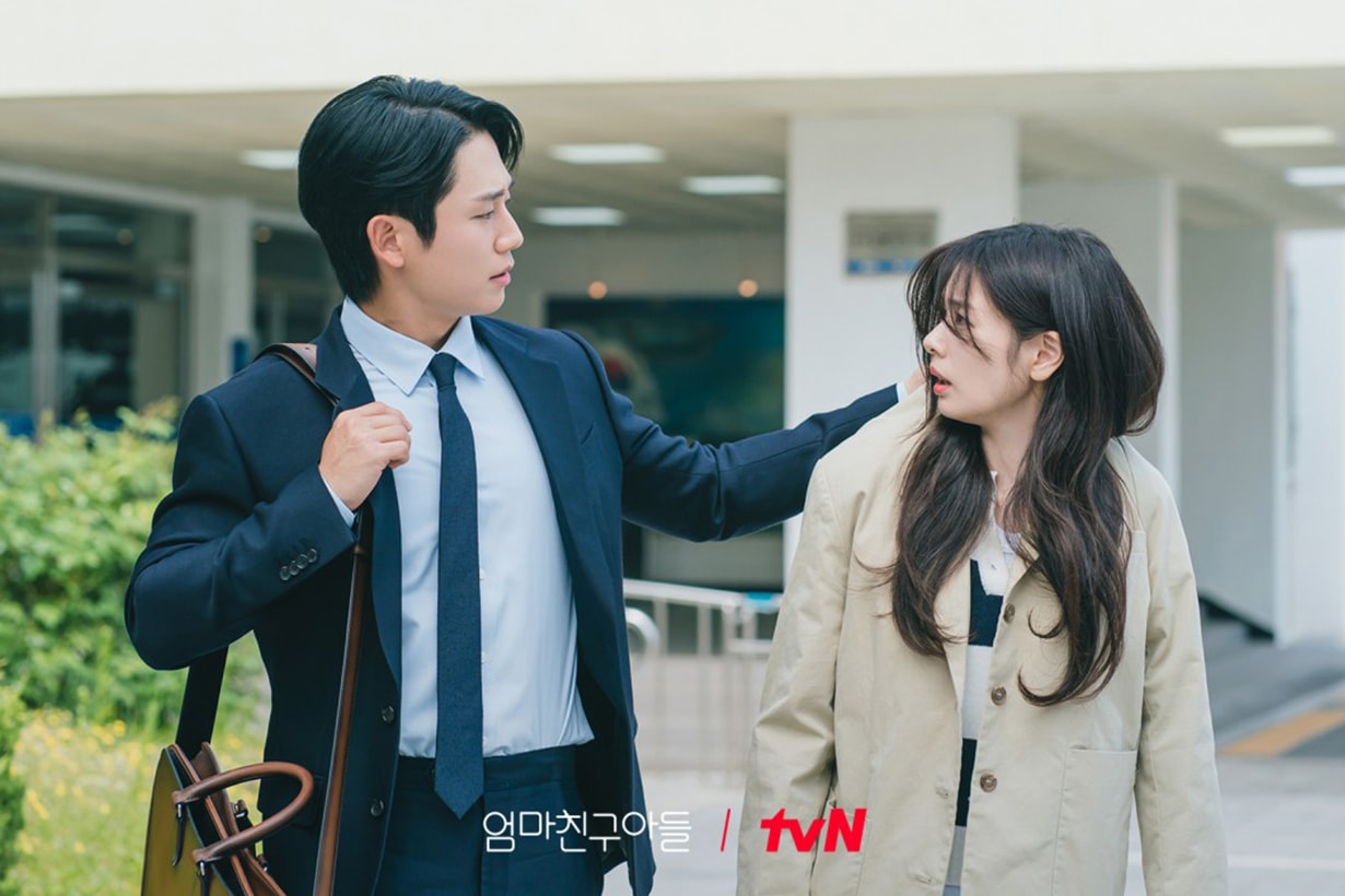 Netflix love next door Jung So Min Jung Hae In k-drama