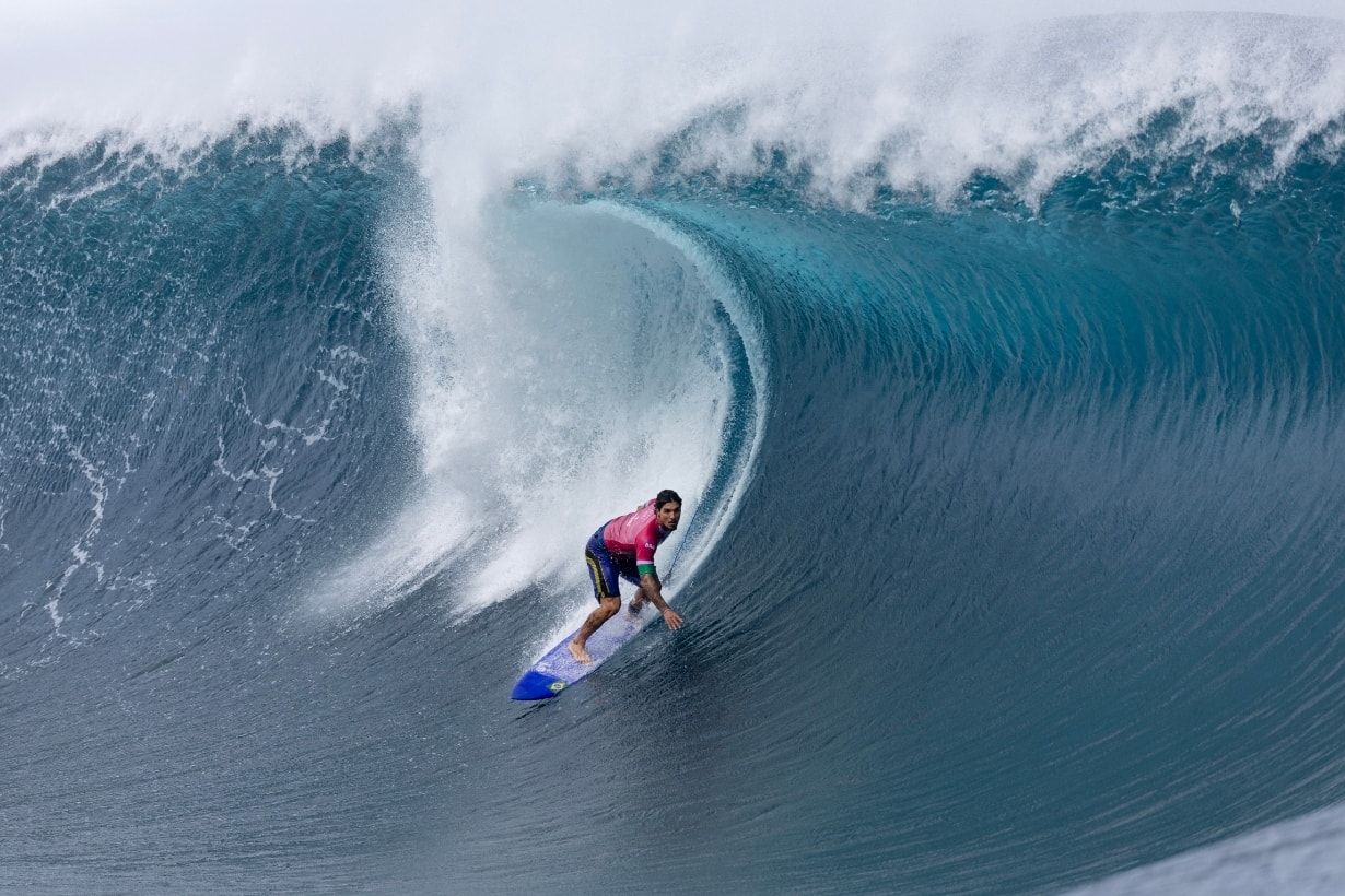 「代表今屆奧運的照片」可能已經出爐!懸浮半空的滑浪選手 Gabriel Medina,引發社交媒體熱話
