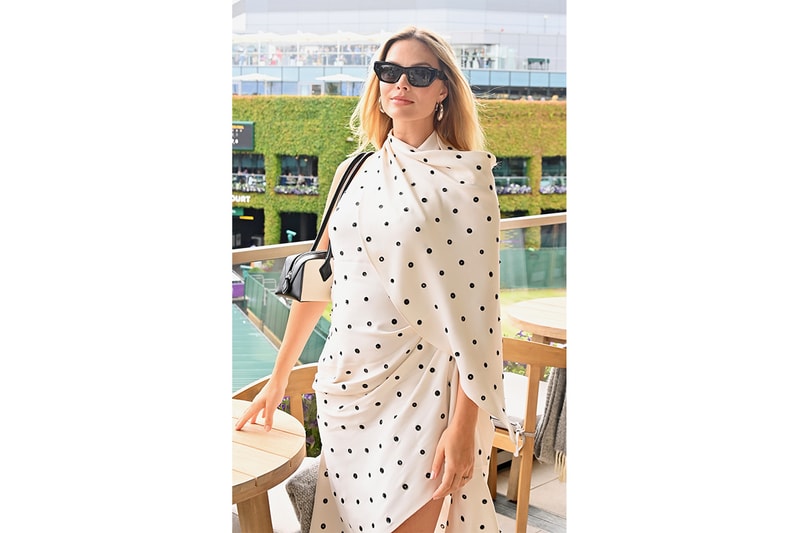 margot robbie Wimbledon pregnancy look alaïa Tom Ackerley