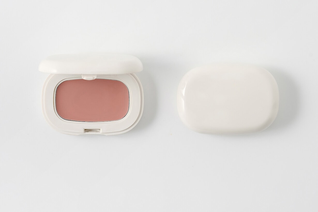 muji-japan-china-top-sellers-beauty-eye-shadow-foundation-cushion-compact-makeup-blush