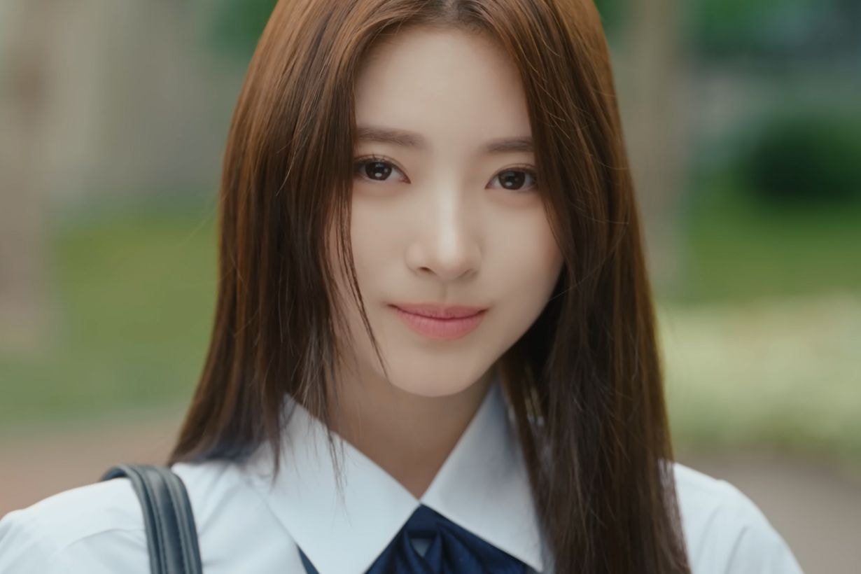 新女團 MEOVV 的成員介紹一次看,前 YG 製作人 Teddy 打造的女團即將出道!