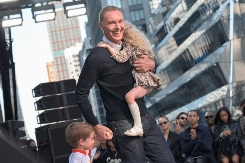 coach 2025ss new york fashion show handbags