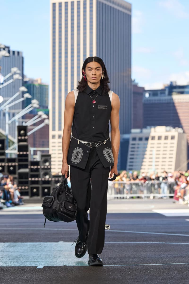 NYFW:Off-White 首次亮相紐約時裝週,為什麼將秀場搬到了籃球場?
