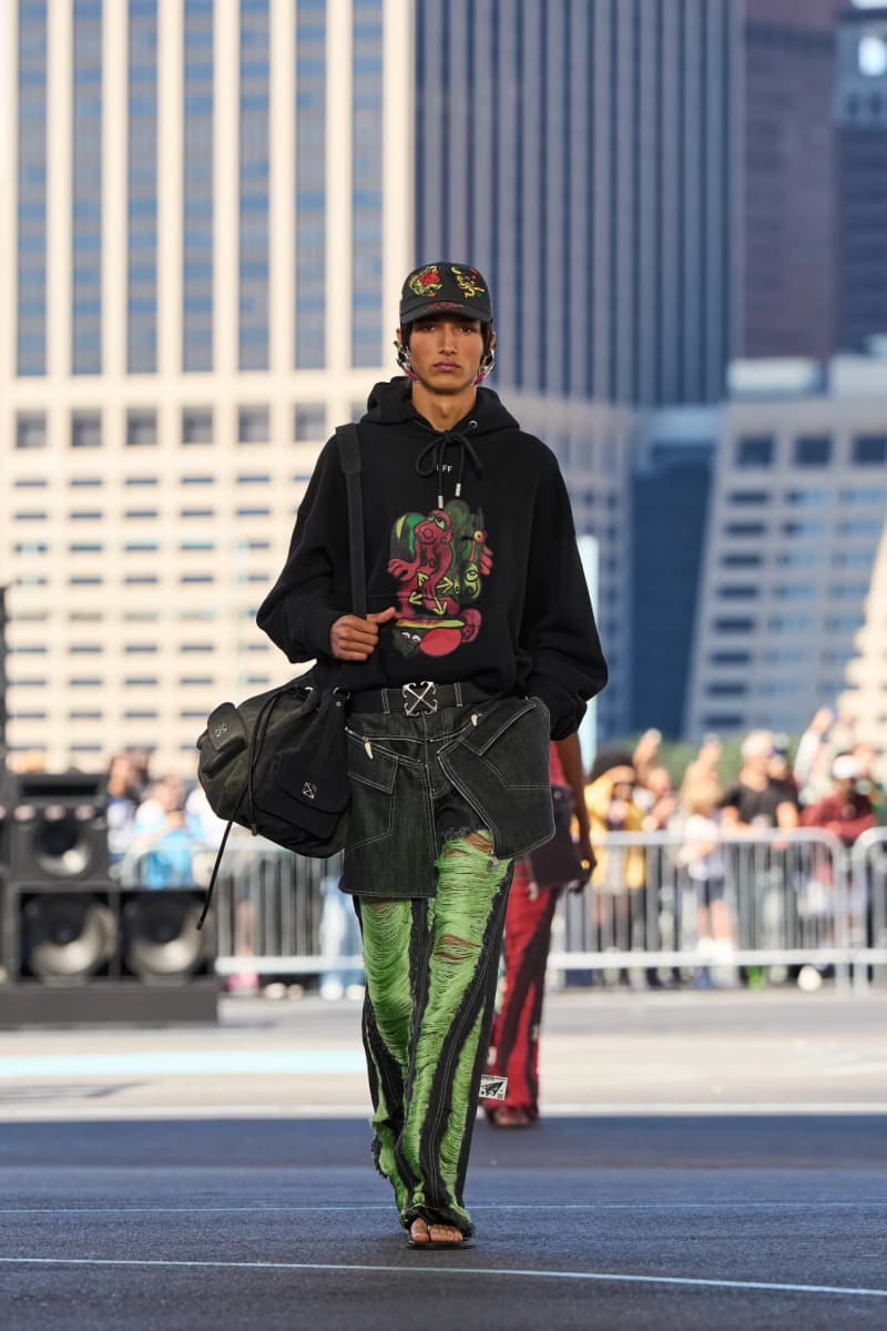 NYFW:Off-White 首次亮相紐約時裝週,為什麼將秀場搬到了籃球場?