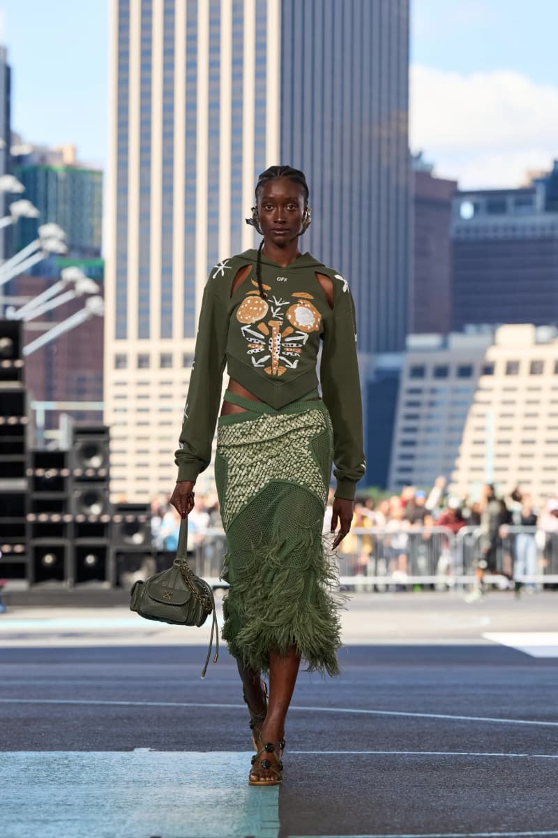 NYFW:Off-White 首次亮相紐約時裝週,為什麼將秀場搬到了籃球場?
