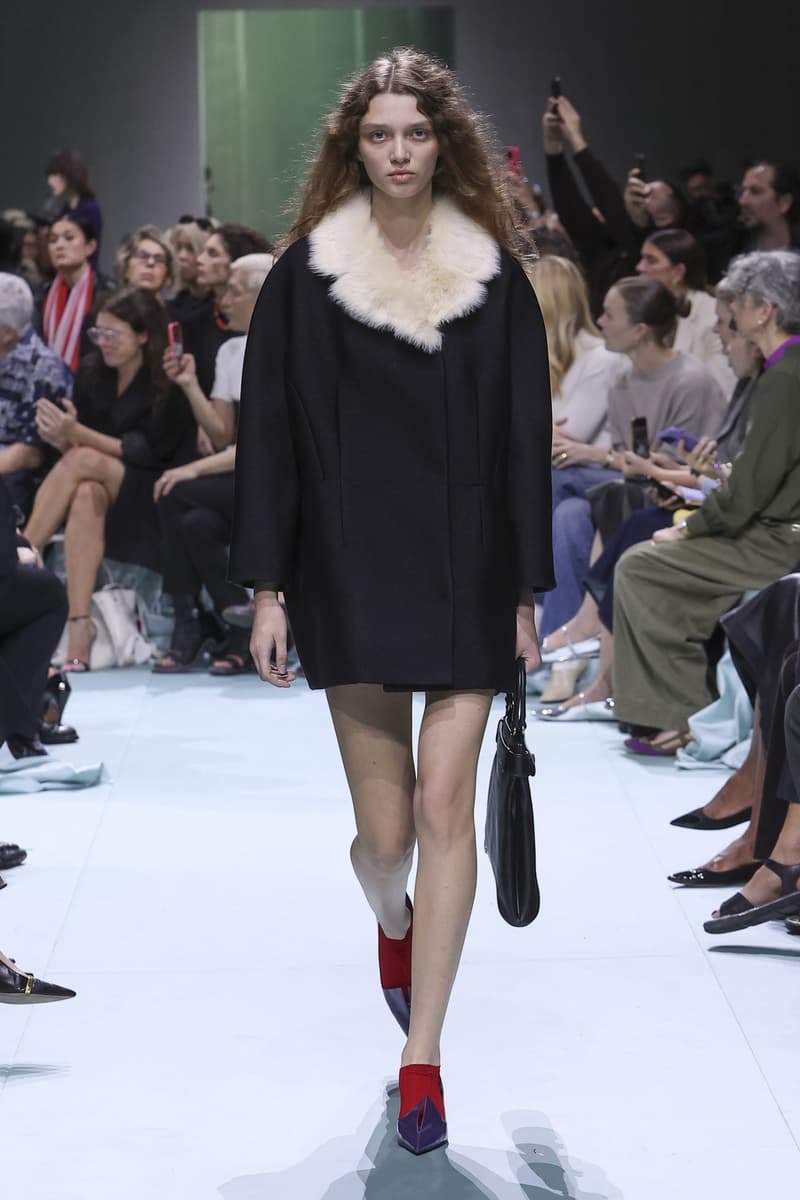MFW:Prada 2025 春夏大秀娓娓道來,我們那無法被演算法複製的美麗!