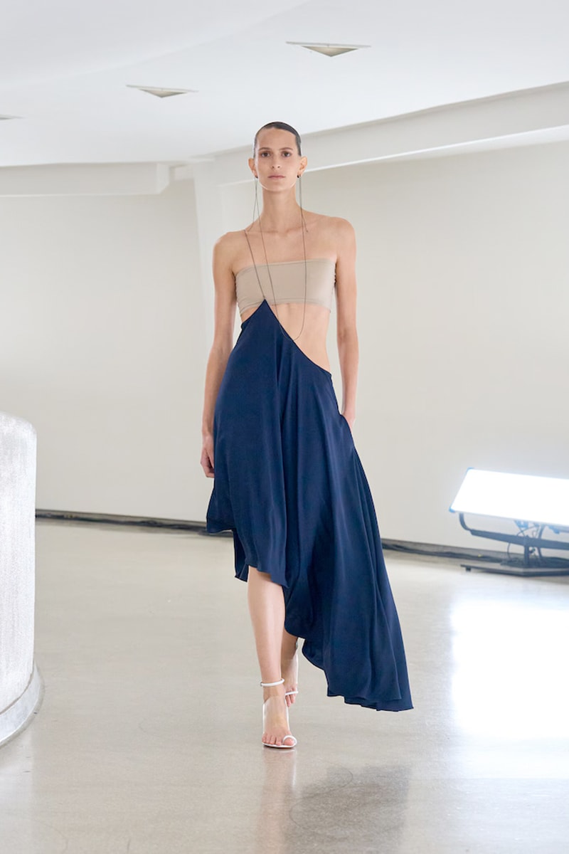 NYFW 懶人筆記：被大牌明星愛瘋了的 Alaïa，選址彩蛋、設計巧思.. 5 個亮點一文看懂！