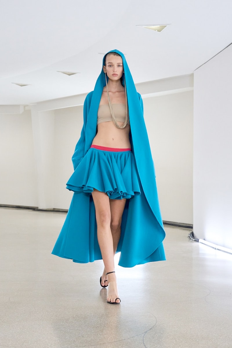 NYFW 懶人筆記：被大牌明星愛瘋了的 Alaïa，選址彩蛋、設計巧思.. 5 個亮點一文看懂！