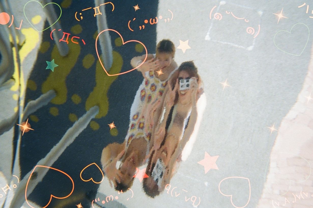 Retocolor Emoji 400 Disposable Film Camera