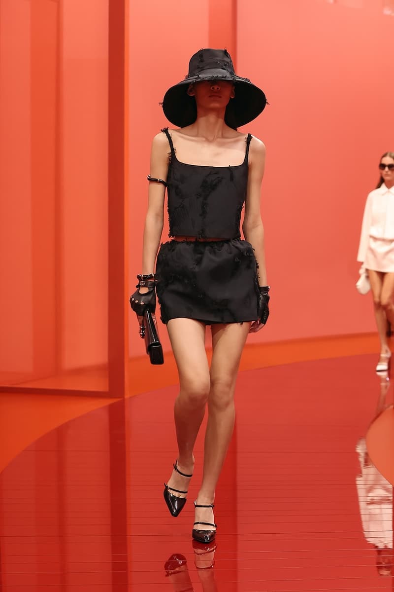 gucci 2025 spring summer Sabato De Sarno fashion show runway milan details looks